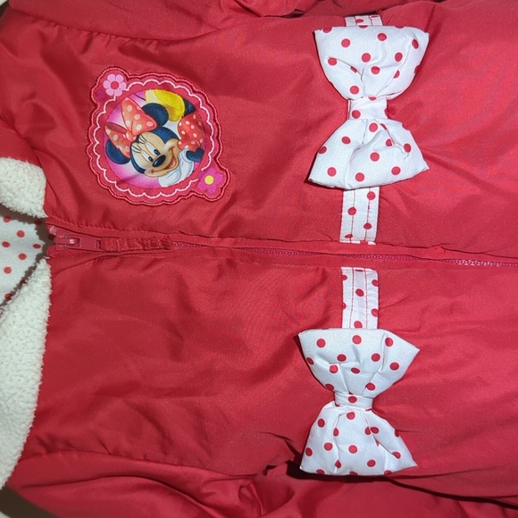 Minnie mouse puffer jacket, Disney, size 5T - Picture 2 of 11